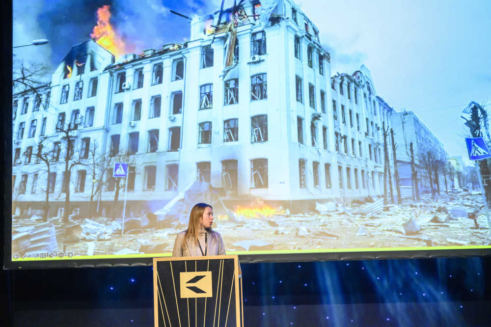 Session IV was about defending the Freedom of Artistic Expression in times of war and crisis. Oleksandra Deineko, Ph.D., guest researcher OsloMet and UKRAINETT representative introduced the session. 