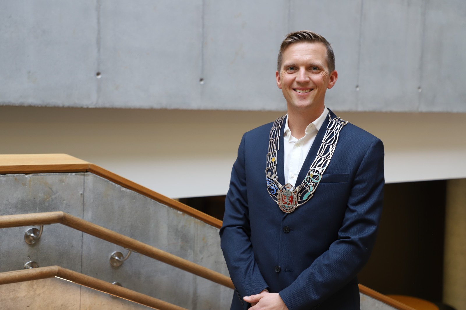 Ordfører Mathias Bernander med ordførerkjede